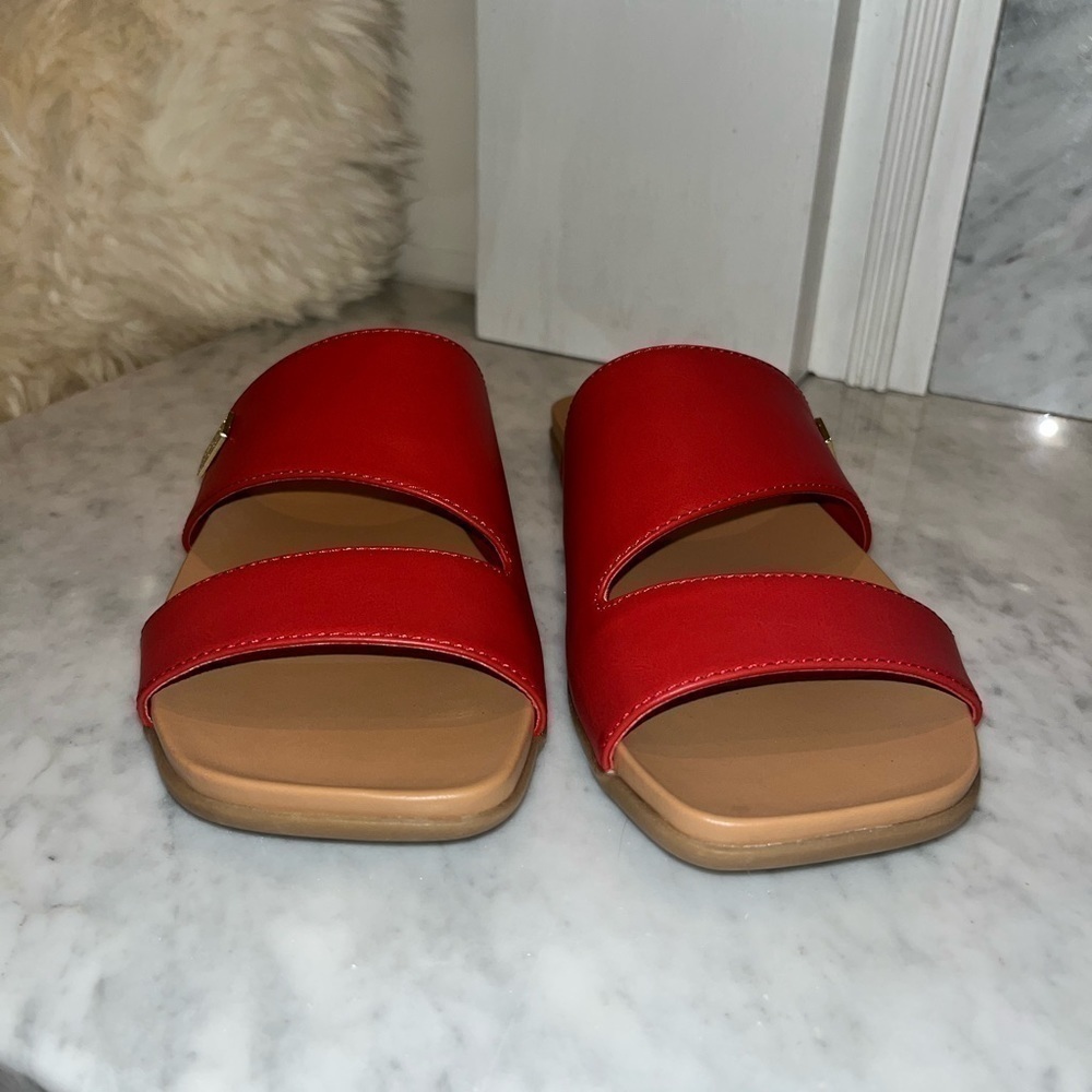 KENNETH Cole Reaction Women's Cutout Flat Red Sandals Size  7 - Picture 4 of 8